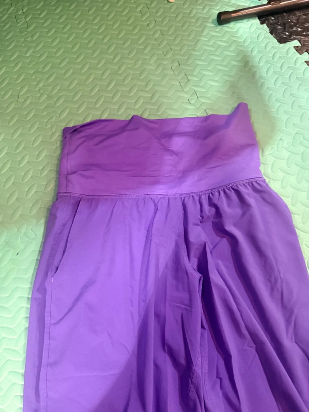 NWOT OM power purple size 10 (fits like size 8) lululemon - Picture 4 of 10